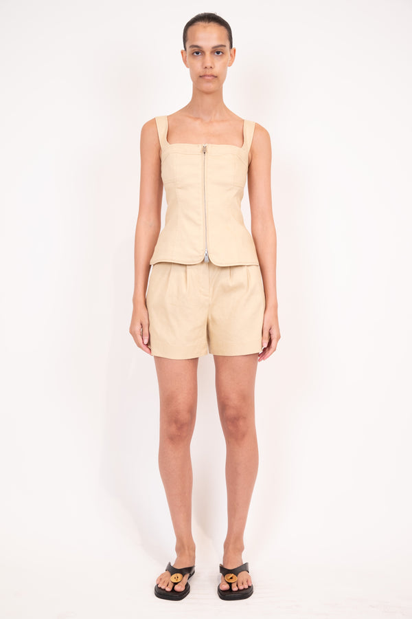 Fetcher Cuffed Pleated Short - Natural