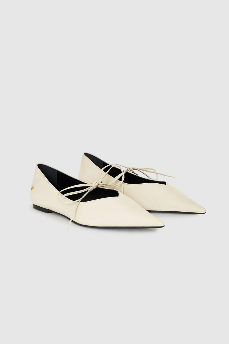 Nikki Flats - Ivory